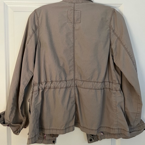 XS Old Navy Zippered Utility Jacket w/Internal Floral Accents - Picture 8 of 9